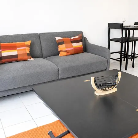 公寓 L'Orange Signature Paris Aeroport D'Orly-Balcon-Parking